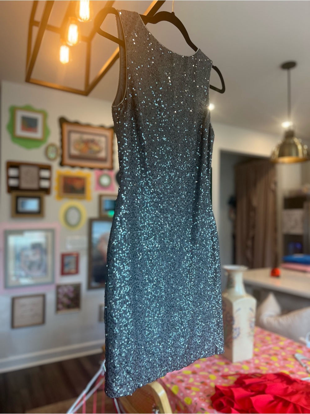 Sparkling Sleeveless Mini Dress in silver Sequin